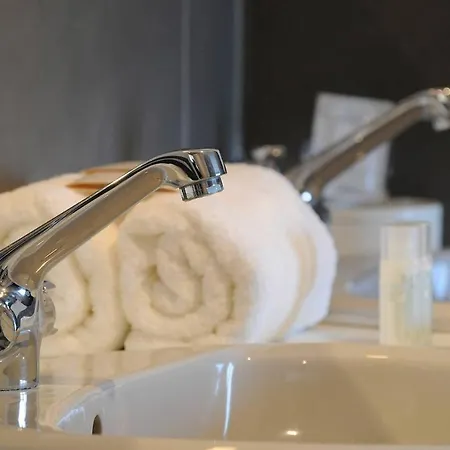 فندق Salons De Vrede Ichtegem